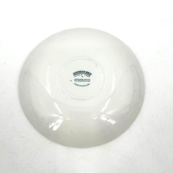 JOHNSON BROS. Vintage White Pink Floral Spring England Teacup Saucer Cup Set - Picture 3 of 7